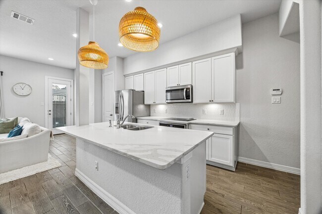 Photo - 1514 Canter Bayou Way