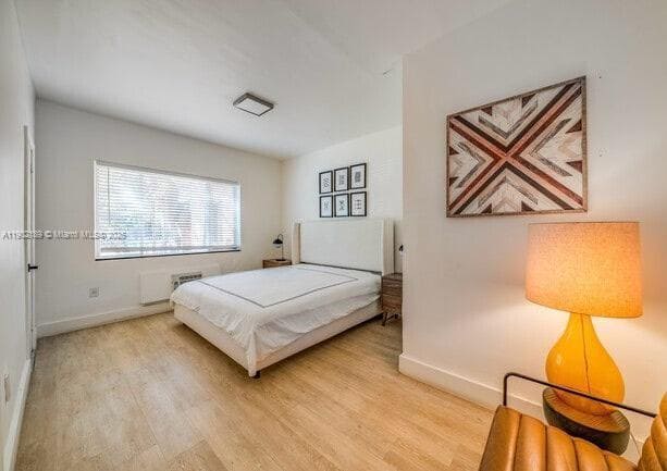Photo - 5255 NE 3rd Ct Unidad 2