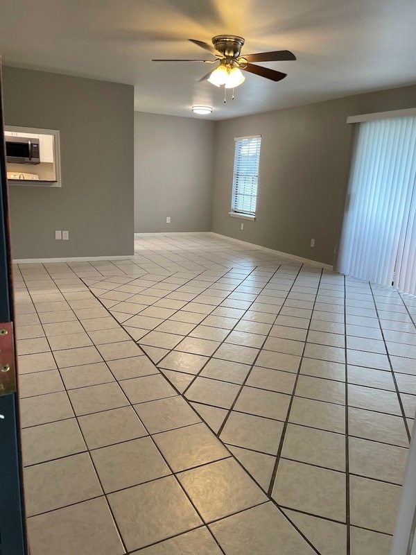 Building Photo - 2307 S Austin St