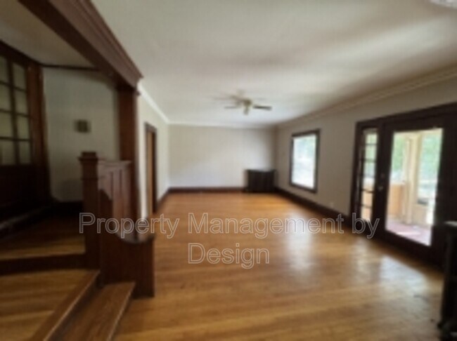 Photo - 2931 Kingman Blvd