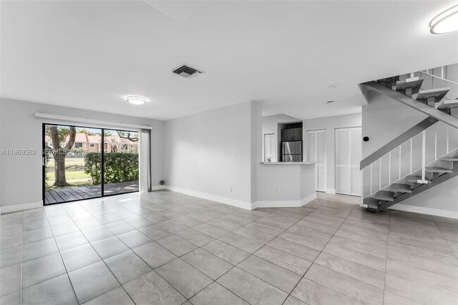 Photo - 10450 SW 154th Ct