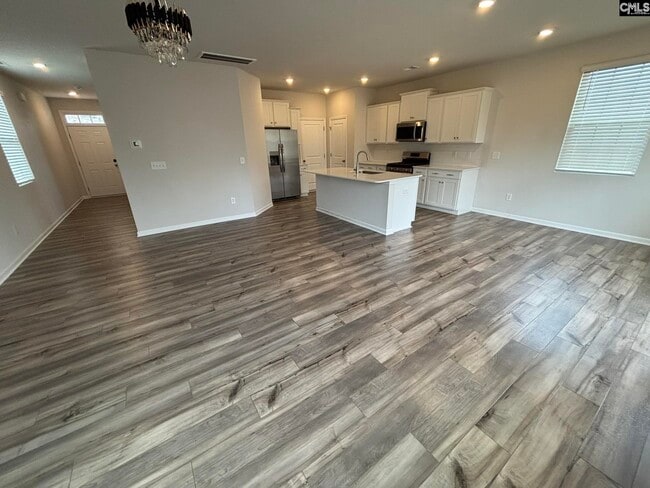 Photo - 520 Richmond Rd