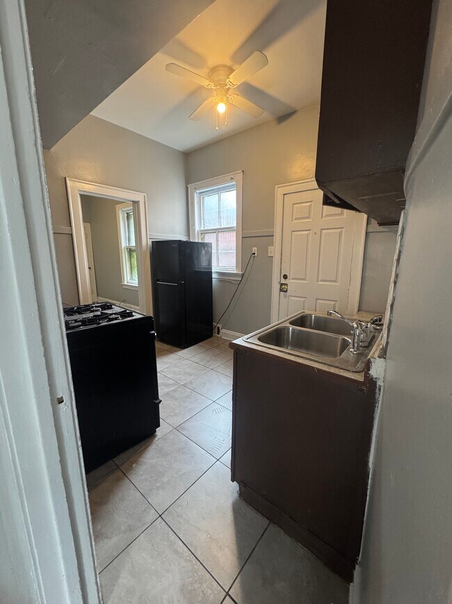 Photo - 7250 S Langley Ave