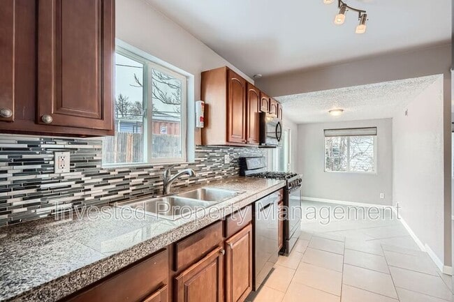 Photo - 3523 Knox Cir