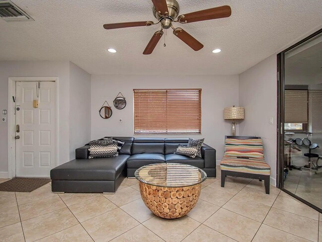 Photo - 7670 Lago Del Mar Dr Unit 301