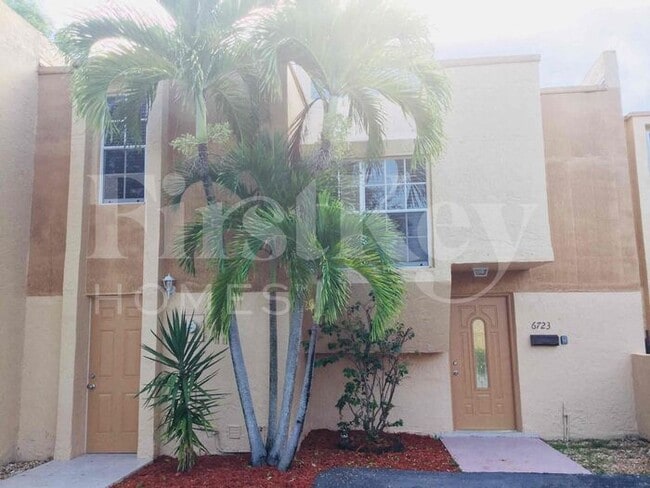 Building Photo - 6723 SW 140th Ave Rental