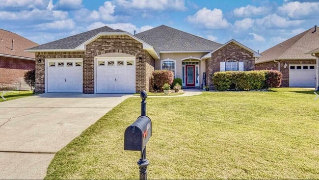 Photo - Beautiful 3 bedroom, 2.5 bathroom home tucked into the most desirable of neighborhoods