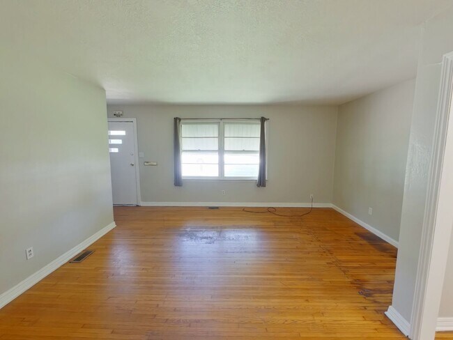 Photo - 1517 N Piatt Ave