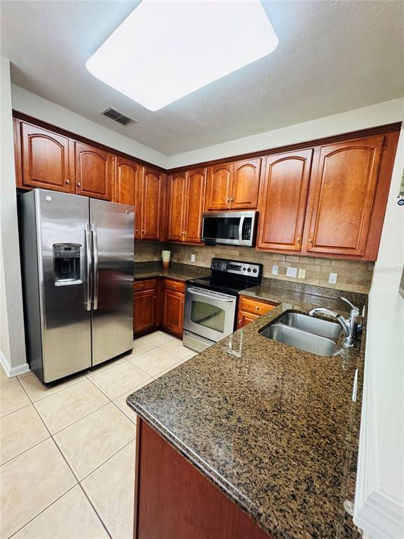 Photo - 6908 Sperone St