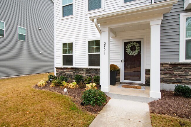 Photo - Modern 3-Bedroom Townhome in Magnolia Trace!