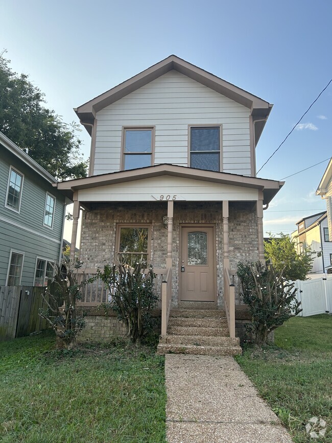 Building Photo - 905 Jackson St Rental