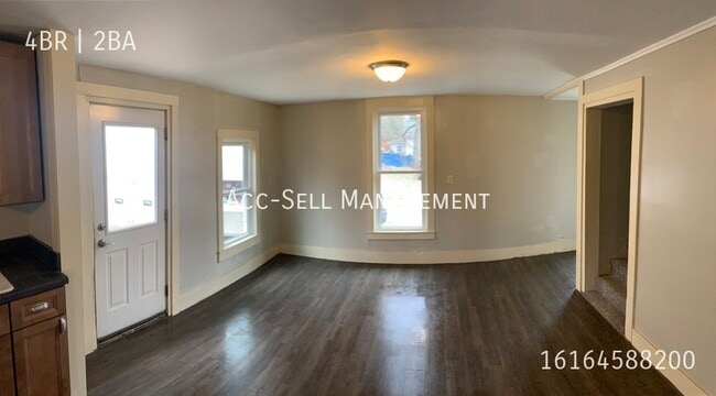 Photo - 705 West Grove-