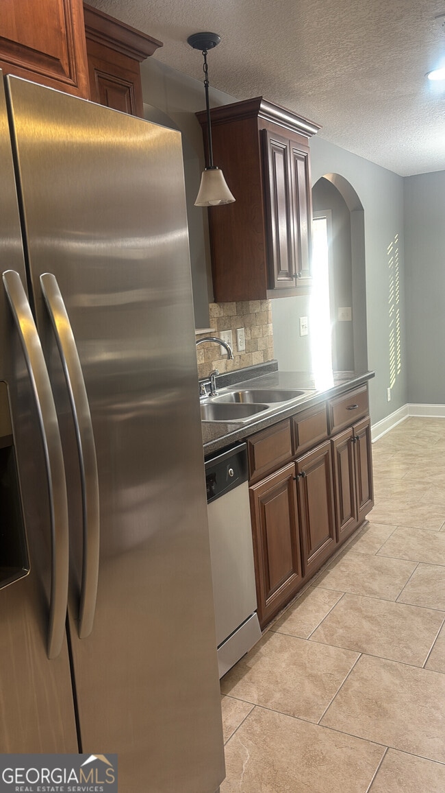 Photo - 303 S Charity Ln