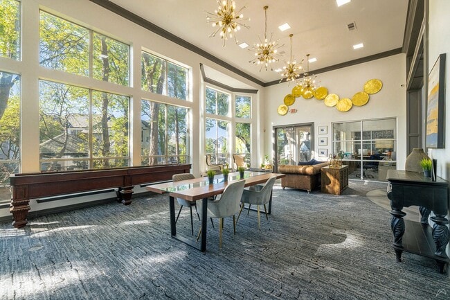 015_ThornburyChaseOaks_ExAm_0426_J3_XF