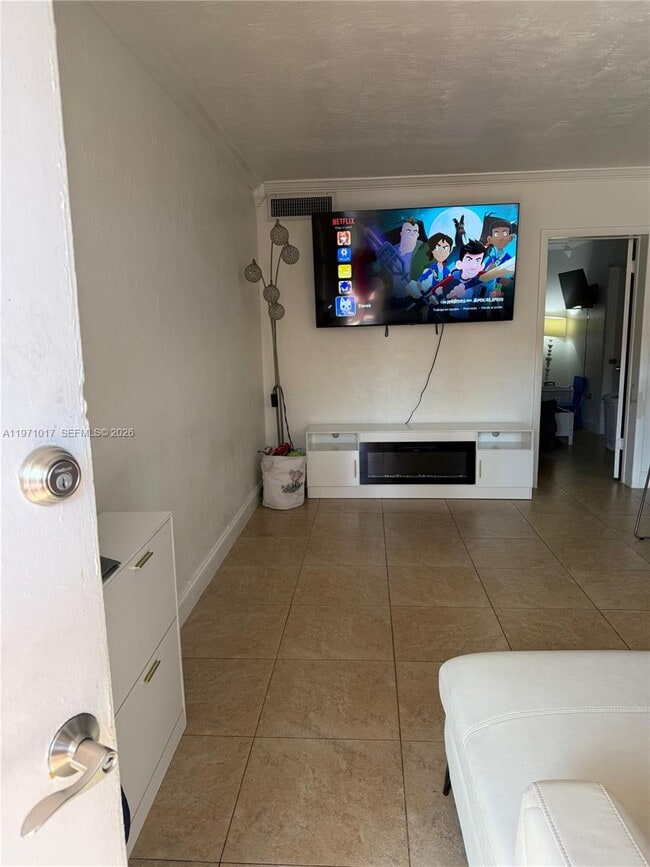 Photo - 1230 W 54th St Unit 211A
