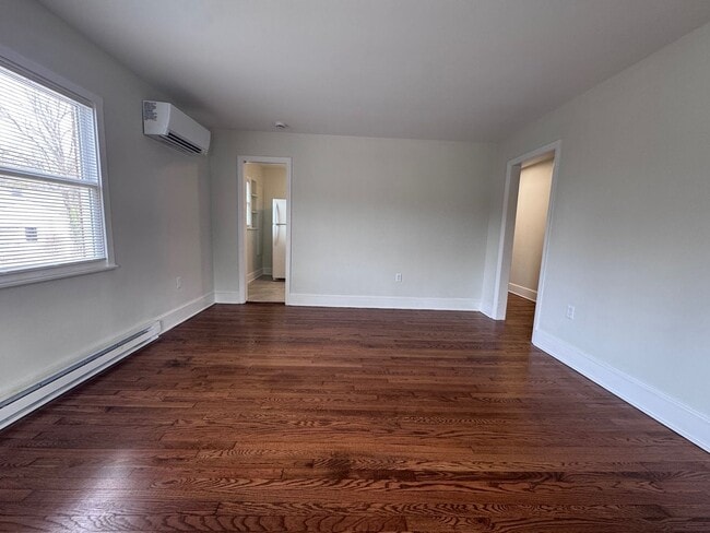 Photo - Central AVL - 1/1 Updated Apartment Ready Now!