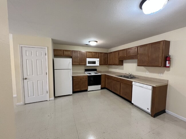Photo - 9063 Pembroke Oak Grove Rd Unit 1A
