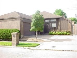 Photo - 8018 Cobblefield Ln