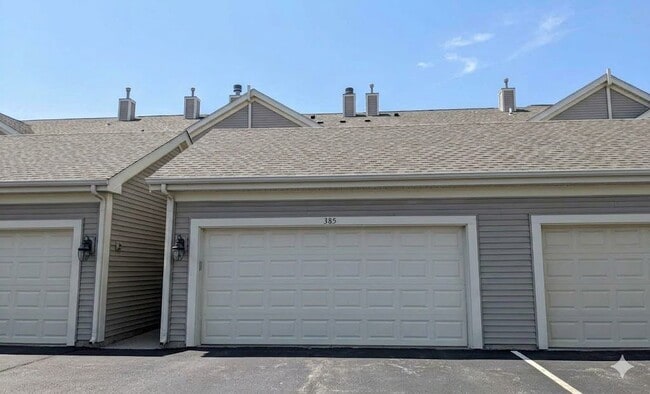 Photo - 385 Bradbury Ln