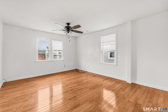 Photo - 1504 Iranistan Ave