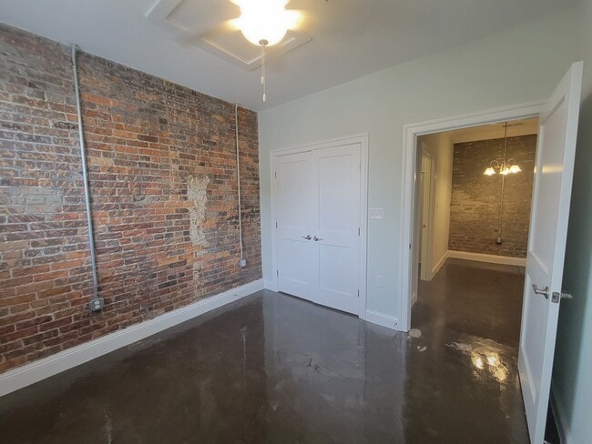 101 North St Unit B