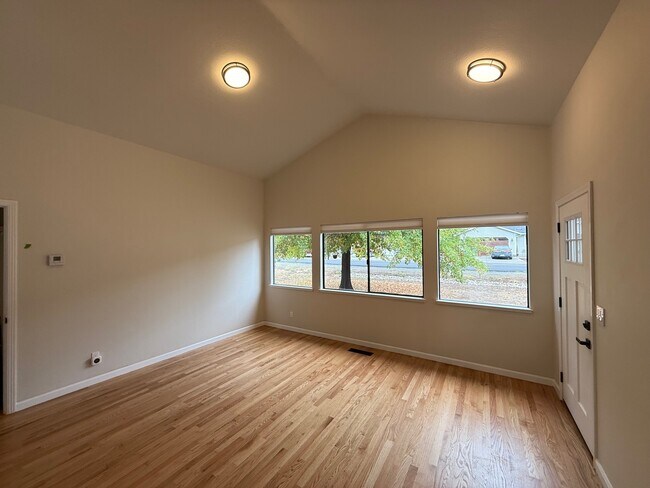 Photo - 19297 Mountain Meadow N