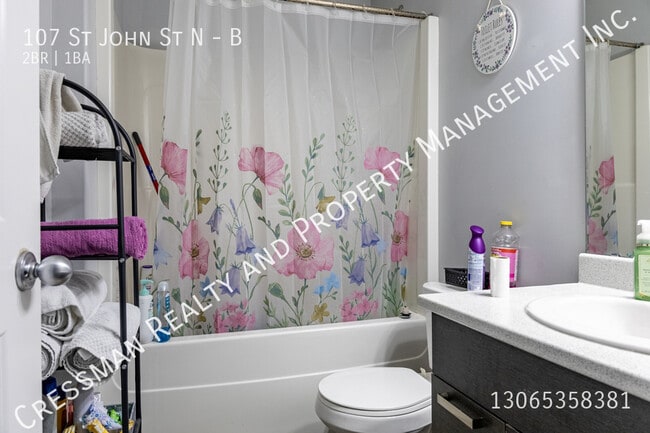 Photo - 2 bed, 1 bath basement suite in Northeast Regina Unit B