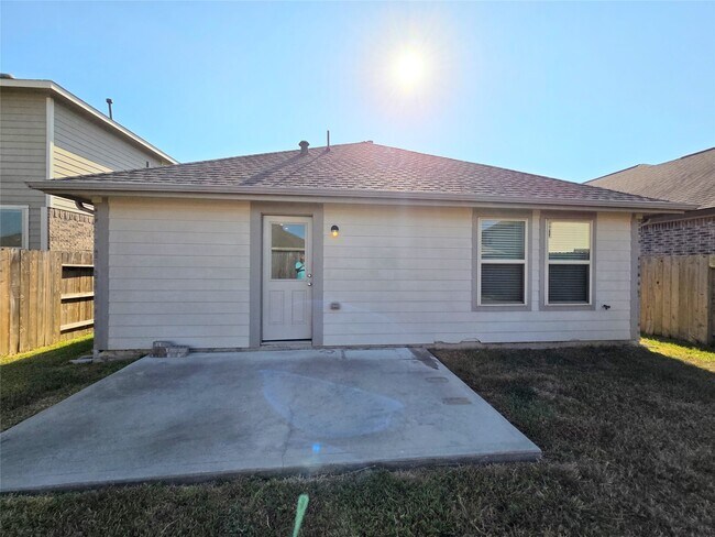 Photo - 23748 Woodgreen Terrace Dr