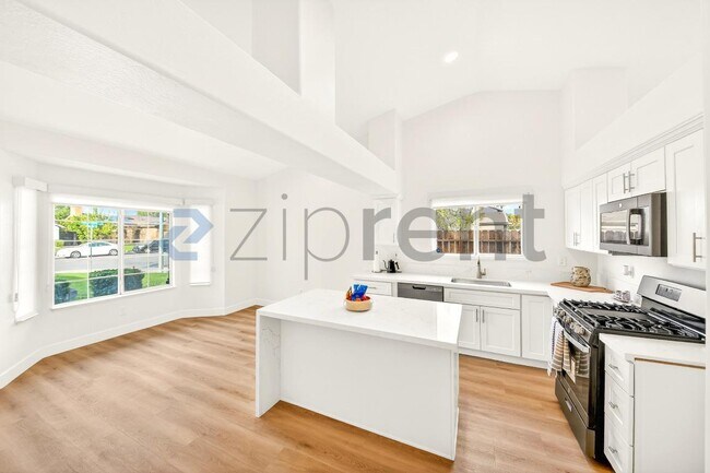 Photo - 5603 Pine Canyon Dr