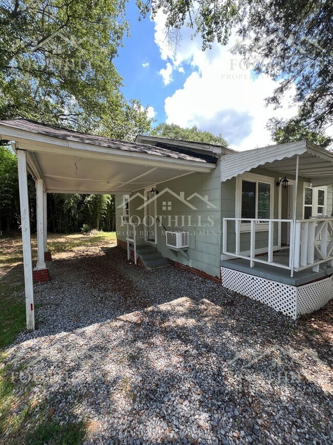 Photo - Affordable 3 Bedroom Home Near Hwy 28 with...
