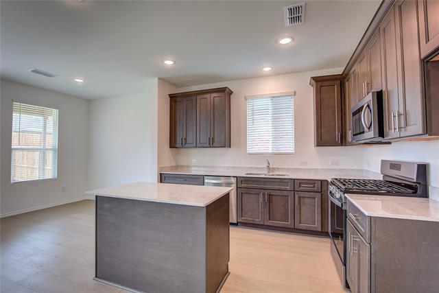 Photo - 2407 Carlow Ln