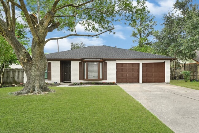 Building Photo - 10206 Sagebluff Dr Rental