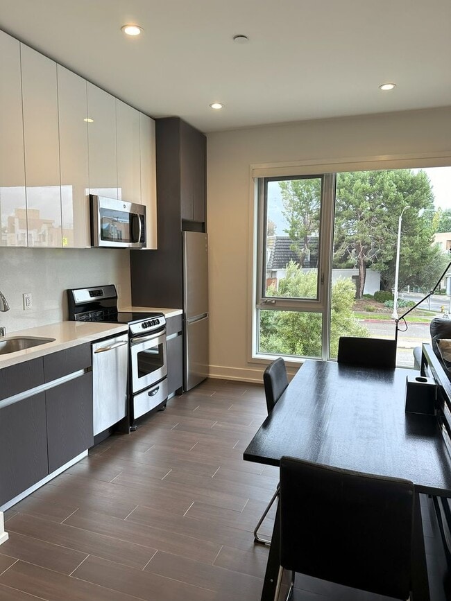 Photo - Wembley Park - Chelsea RI Unit 111