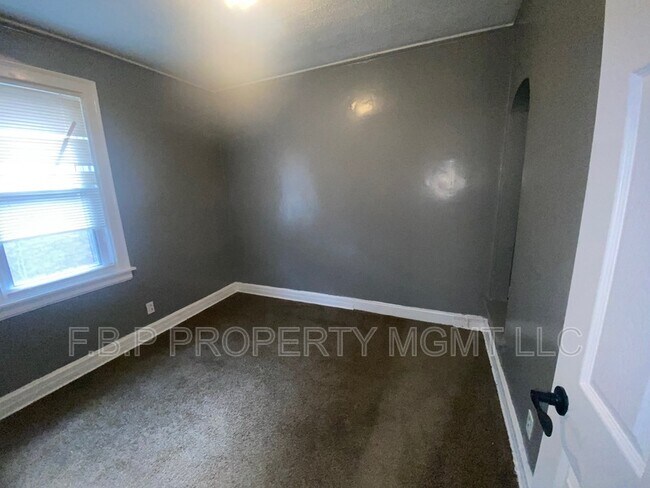 Photo - 3831 Waverly St Unit 3