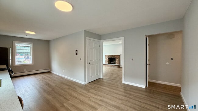 Building Photo - 186 York St Unit 1st Flr