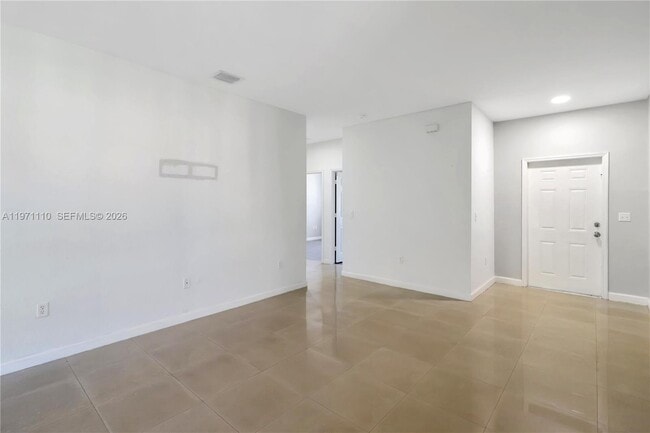 Photo - 373 NE 26th Pl Unit 201