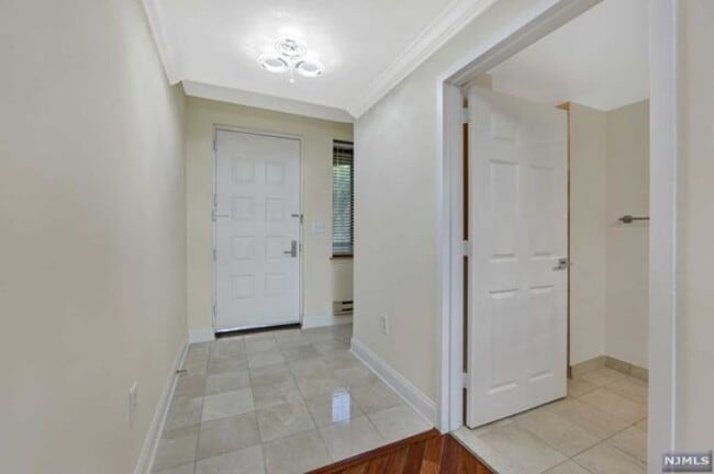 Photo - 100 Old Palisade Rd Unit PL1