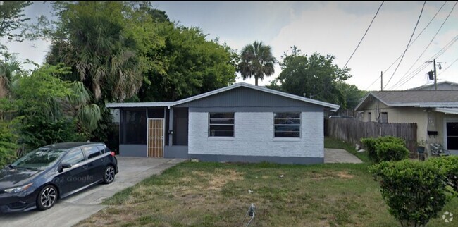 Building Photo - 508 S Caroline St Rental