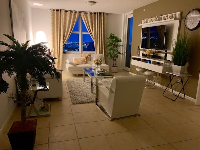 Photo - 511 SE 5th Ave