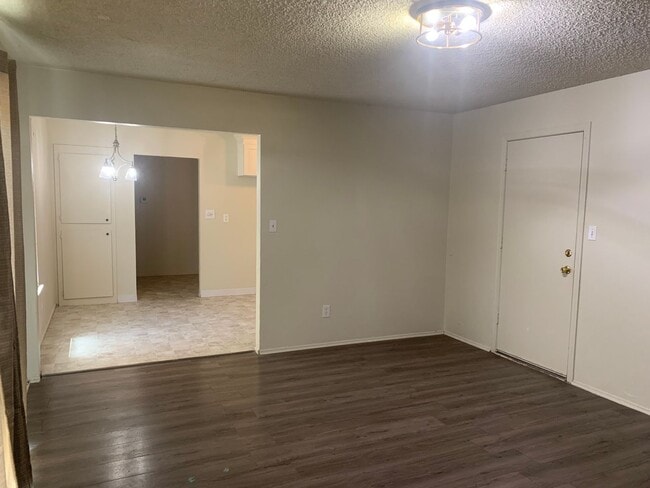 Photo - 93 Coral Ln