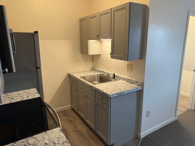 5 Storer St Unit 18