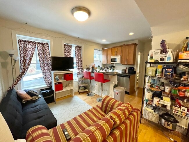 Building Photo - 836 Huntington Ave Unit 1