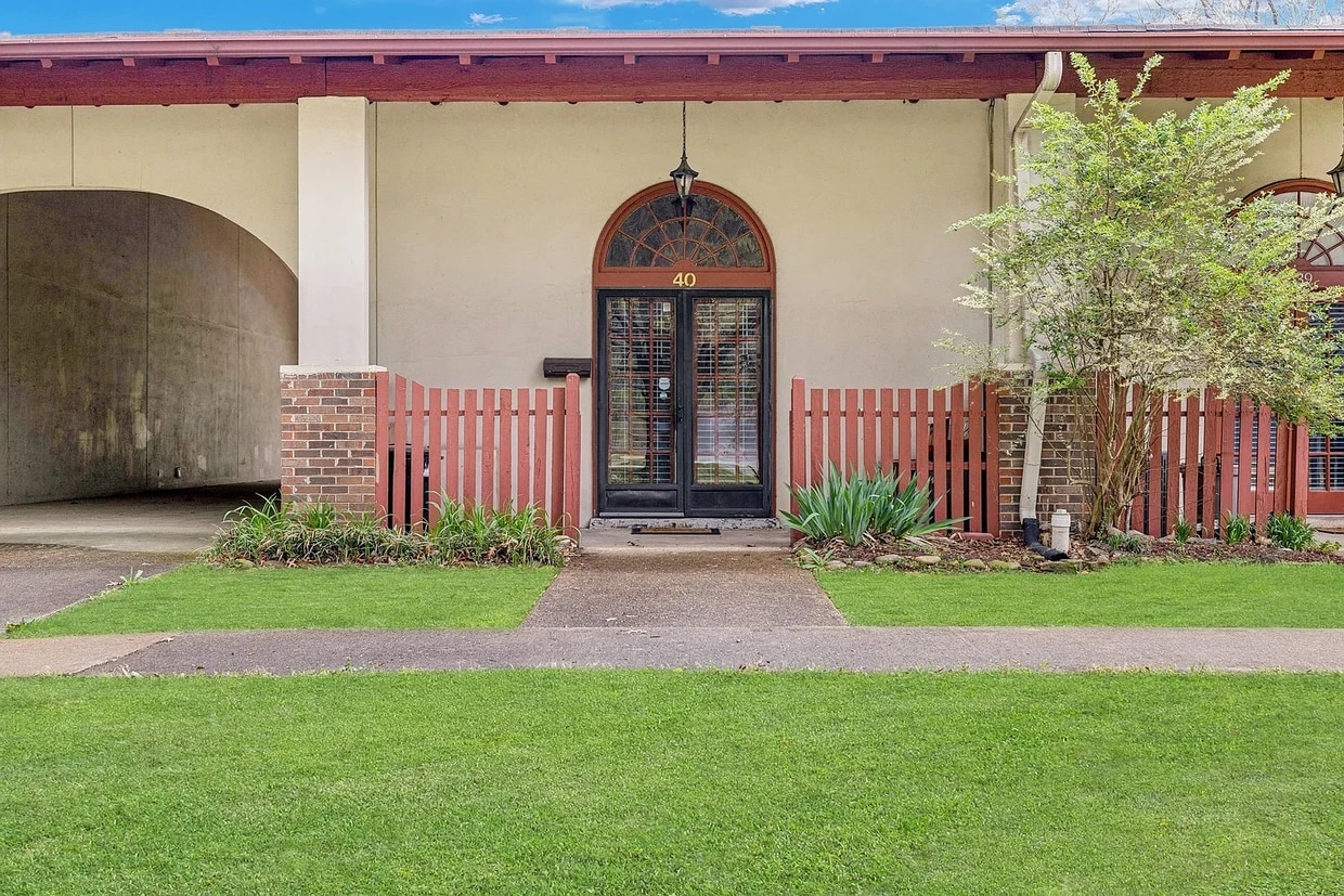 Photo - 210 Old Hickory Blvd (Nashville, TN)