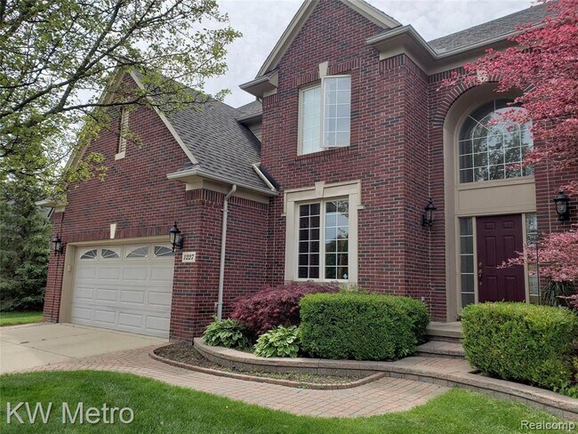Photo - 1227 Letica Dr