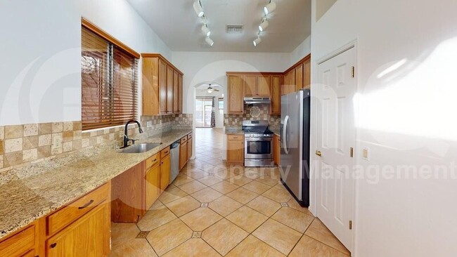 Photo - 16224 S Sheffield Dr House
