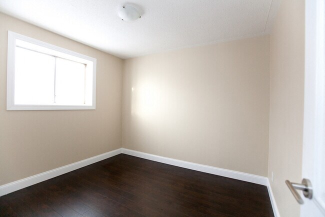 Photo - 18 Elm Street