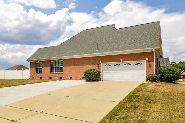 Photo - 523 Murray Fork Dr