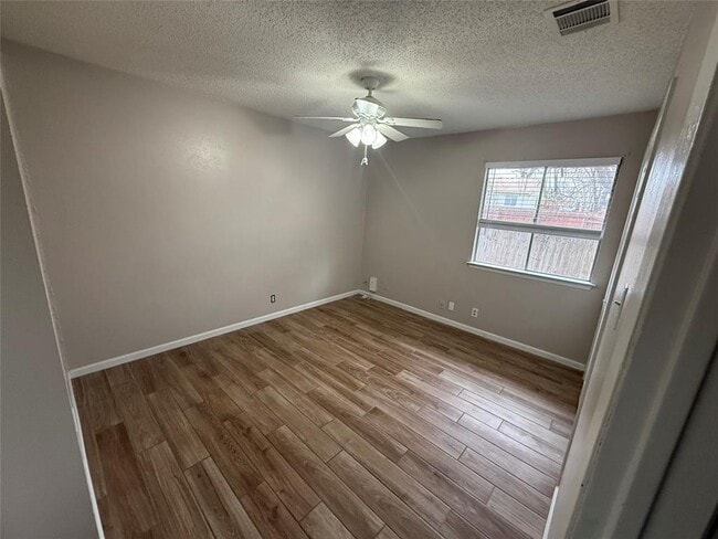 Photo - 1802 Nicole Cir