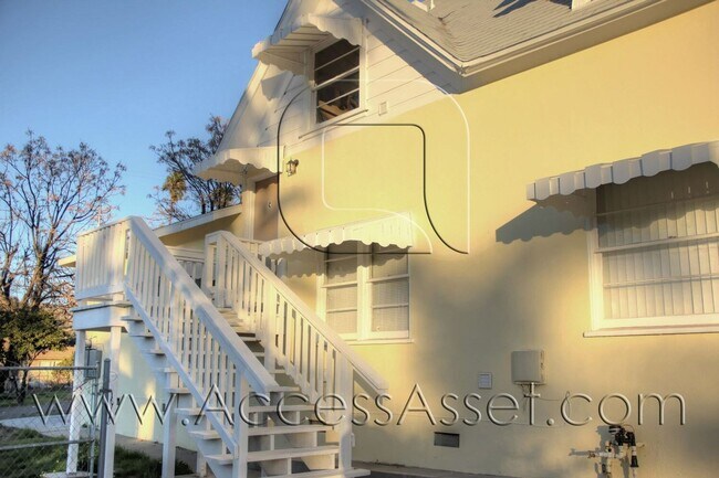 Photo - 207 E Graham Ave Unit C