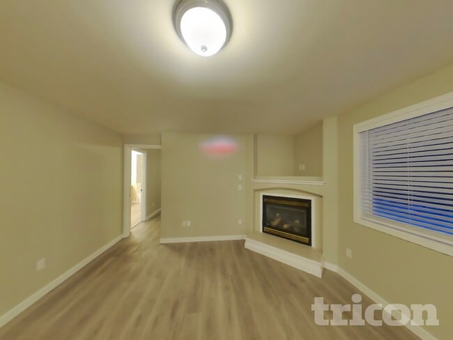 Photo - 8423 175th St NE